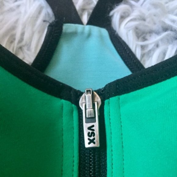 SOLD--Victoria Secret  Sport VSX Sports Bra - Picture 2 of 7